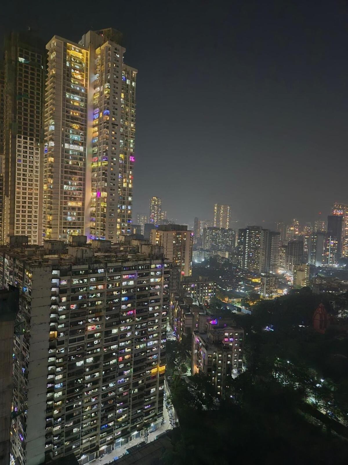 Sky View Apartment Near Nesco & Jp Morgan Mumbai Exterior photo